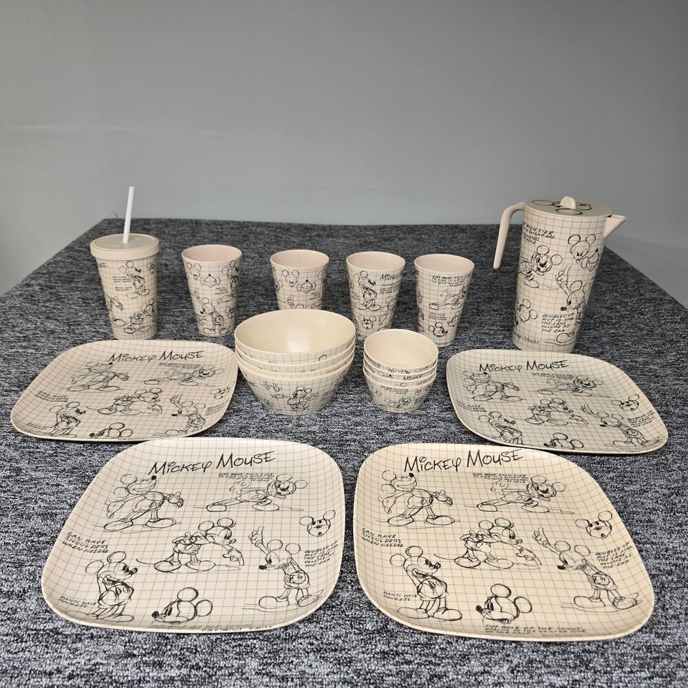 Disney Mickey Mouse Sketchbook Bamboo Set 18ct 4-Plates 5-Cups 8-Bowls 1-Pitcher